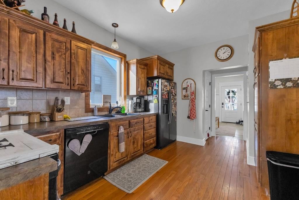 2904 Jules Street — photo 17