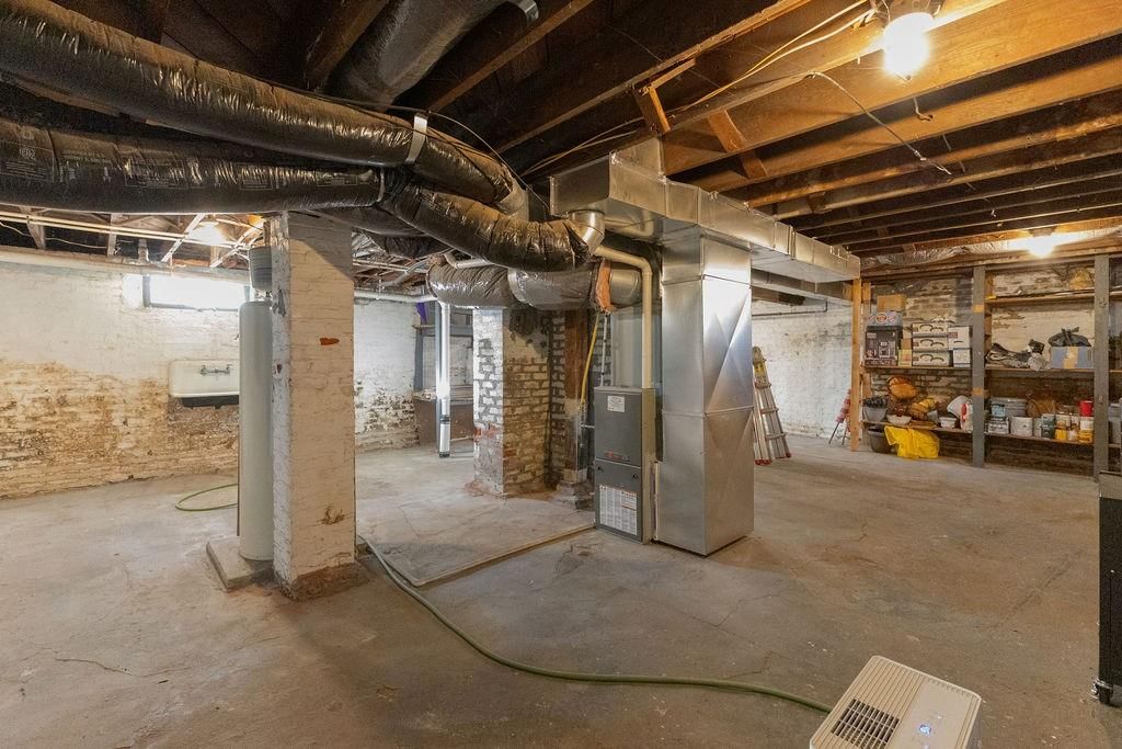 2904 Jules Street — photo 41