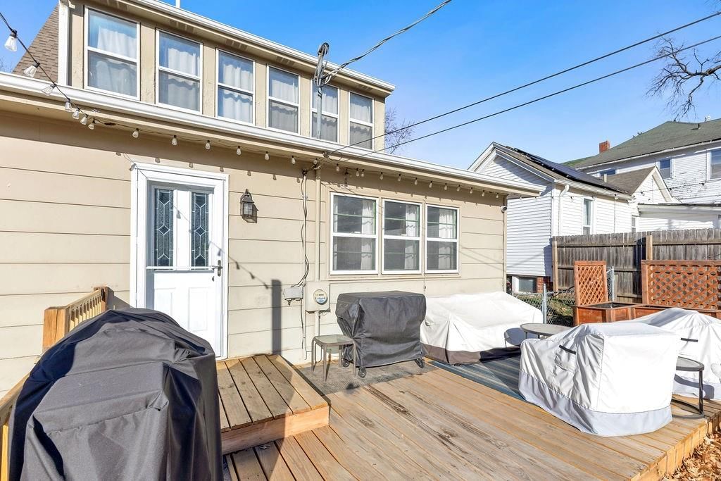 2904 Jules Street — photo 45