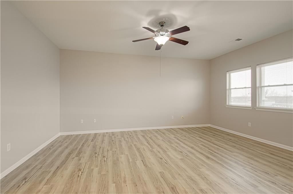 11721 S ROUNDTREE Street — photo 20