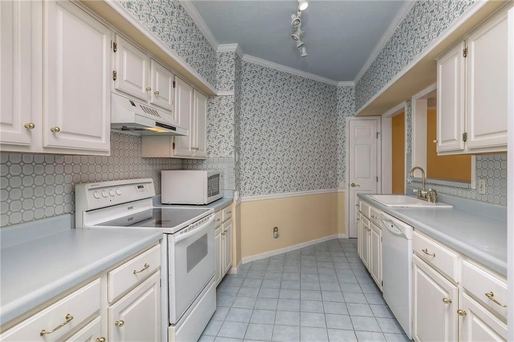17800 E Bolger Road — photo 7