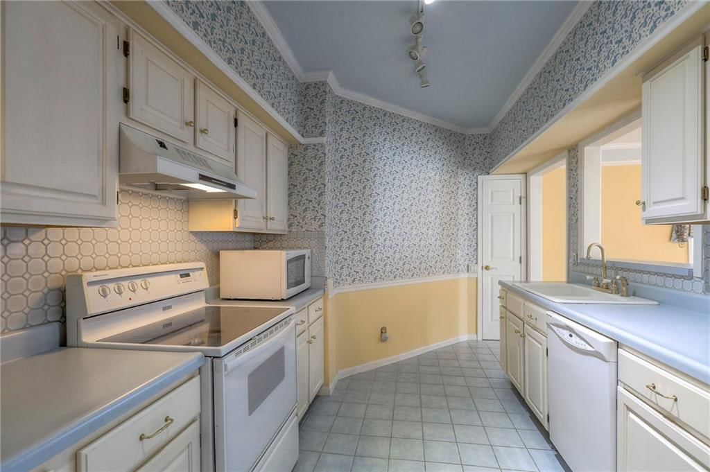 17800 E Bolger Road — photo 11