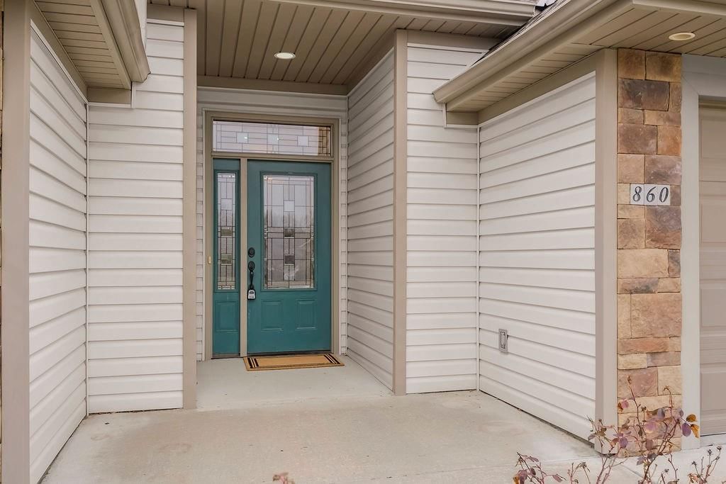 860 Meadowlark Court — photo 2