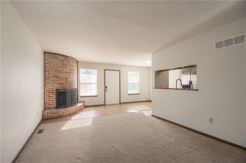 5516-5518 Crest Drive — photo 5