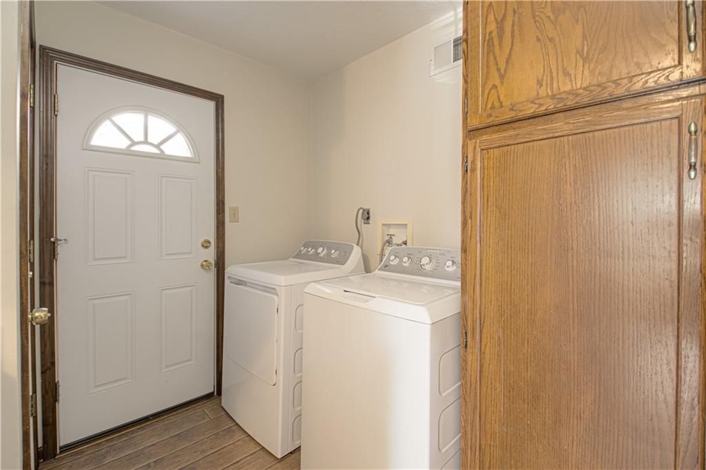 5516-5518 Crest Drive — photo 9