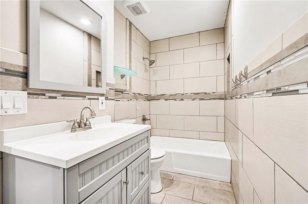 5706 W 97th Street — photo 14