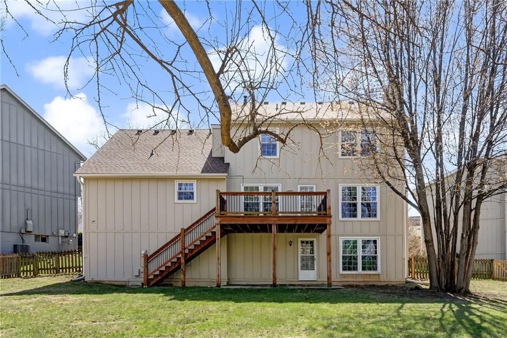 7714 W 114 Terrace — photo 3