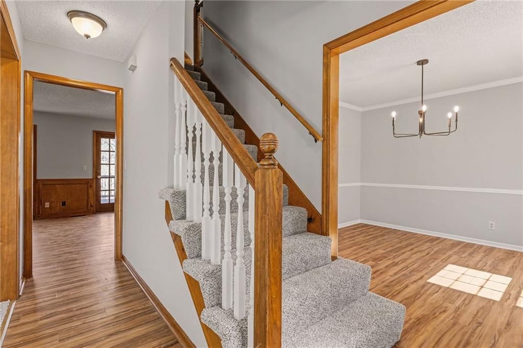 7714 W 114 Terrace — photo 9