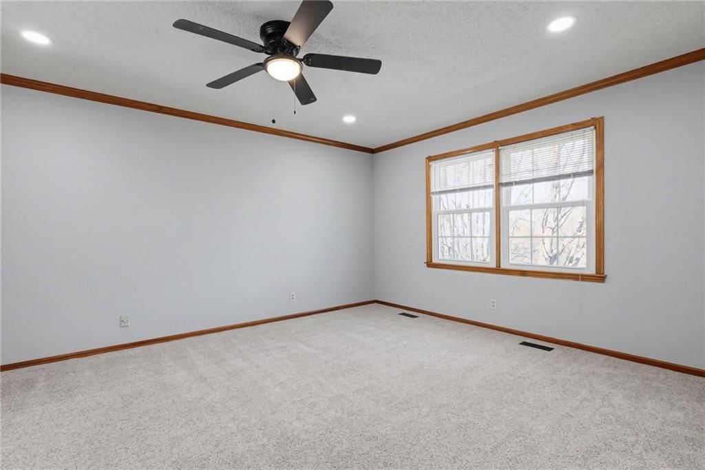 7714 W 114 Terrace — photo 21