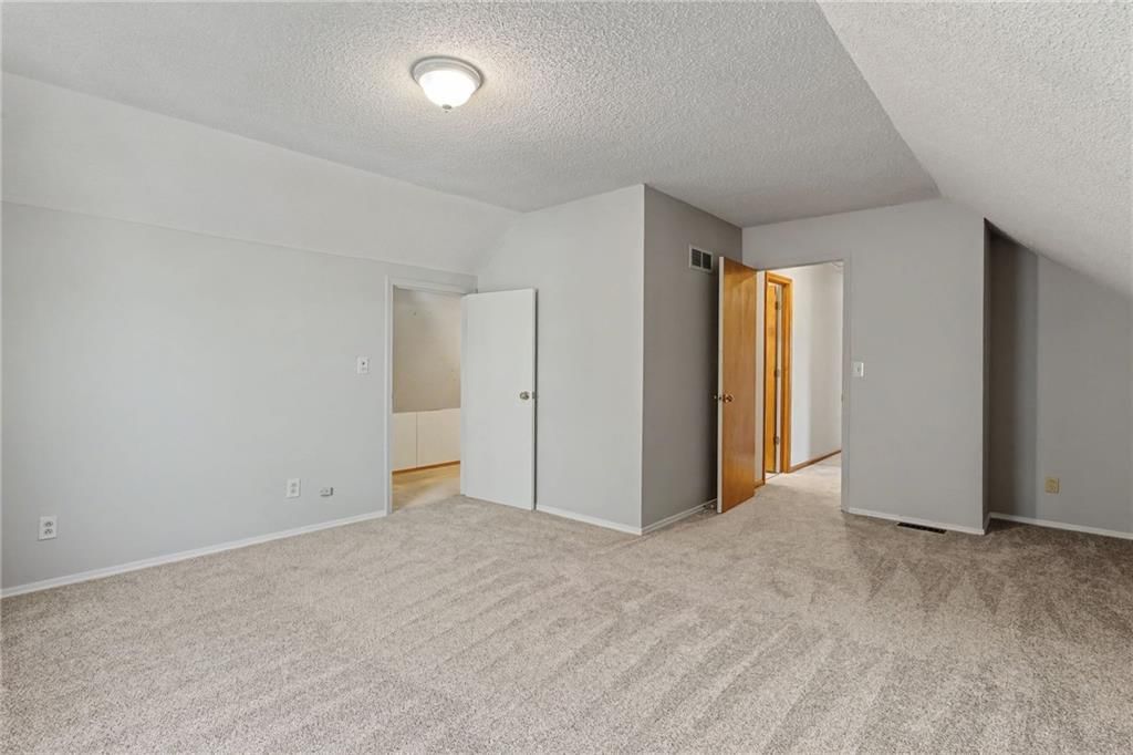 7714 W 114 Terrace — photo 26