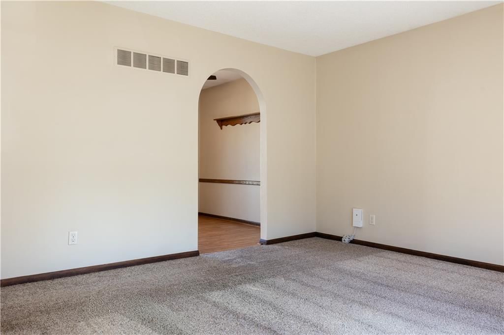 7406 NW Belvidere Parkway — photo 8