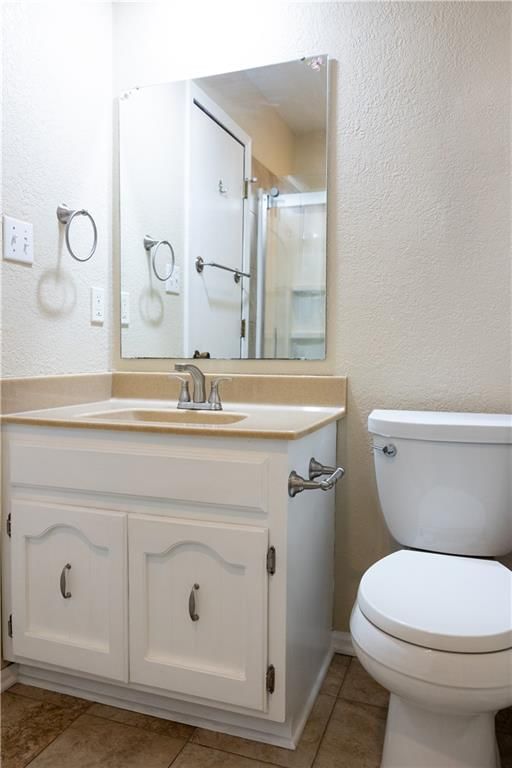 7406 NW Belvidere Parkway — photo 15