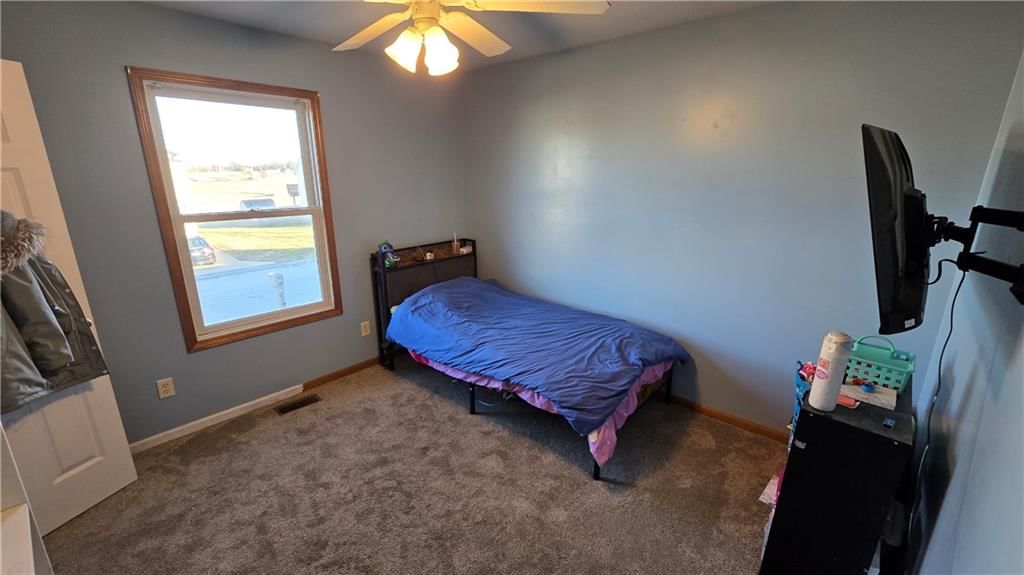 909 Rosewood Drive — photo 12