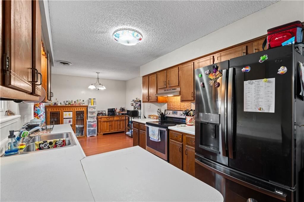 2508 W 8th Street — photo 5