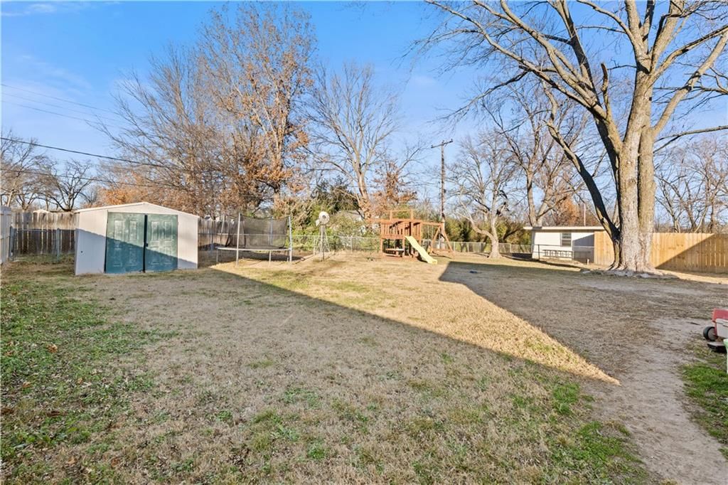 2508 W 8th Street — photo 26