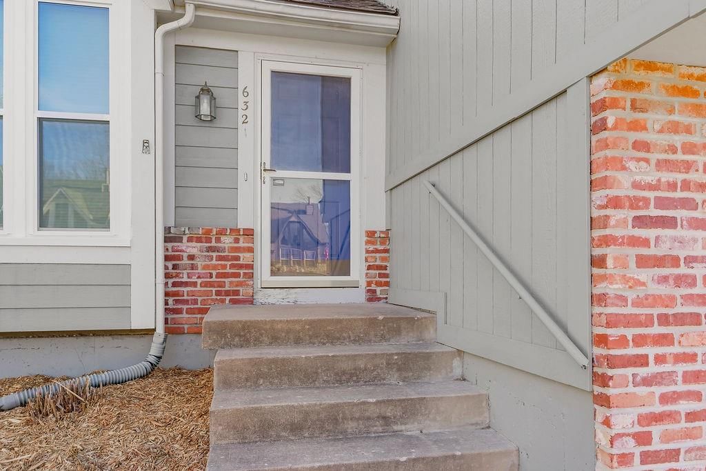 6321 Aminda Street — photo 2