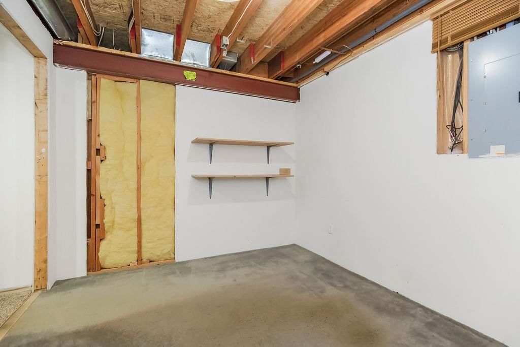 6321 Aminda Street — photo 33