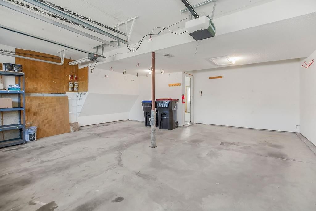 6321 Aminda Street — photo 36