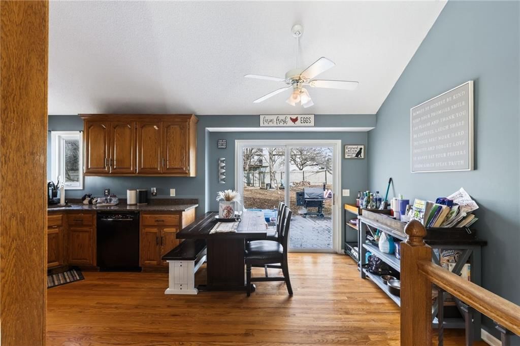 303 Porter Drive — photo 10