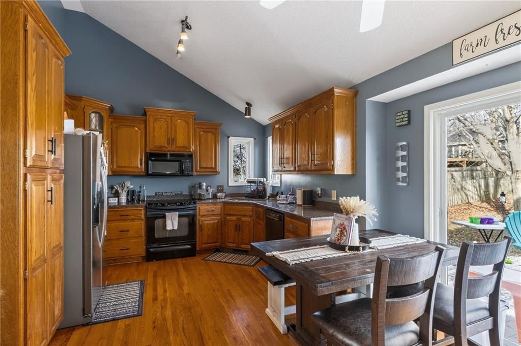 303 Porter Drive — photo 11
