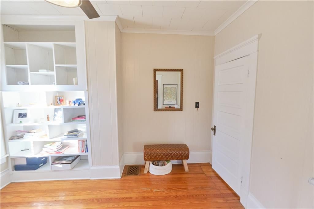 305 Jefferson Street — photo 27
