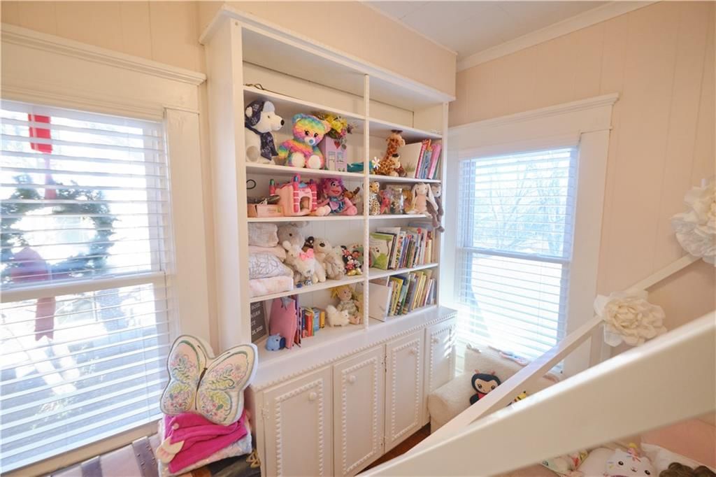 305 Jefferson Street — photo 37