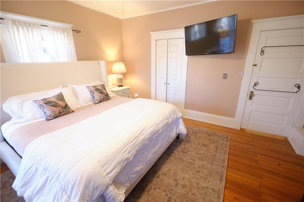 305 Jefferson Street — photo 44