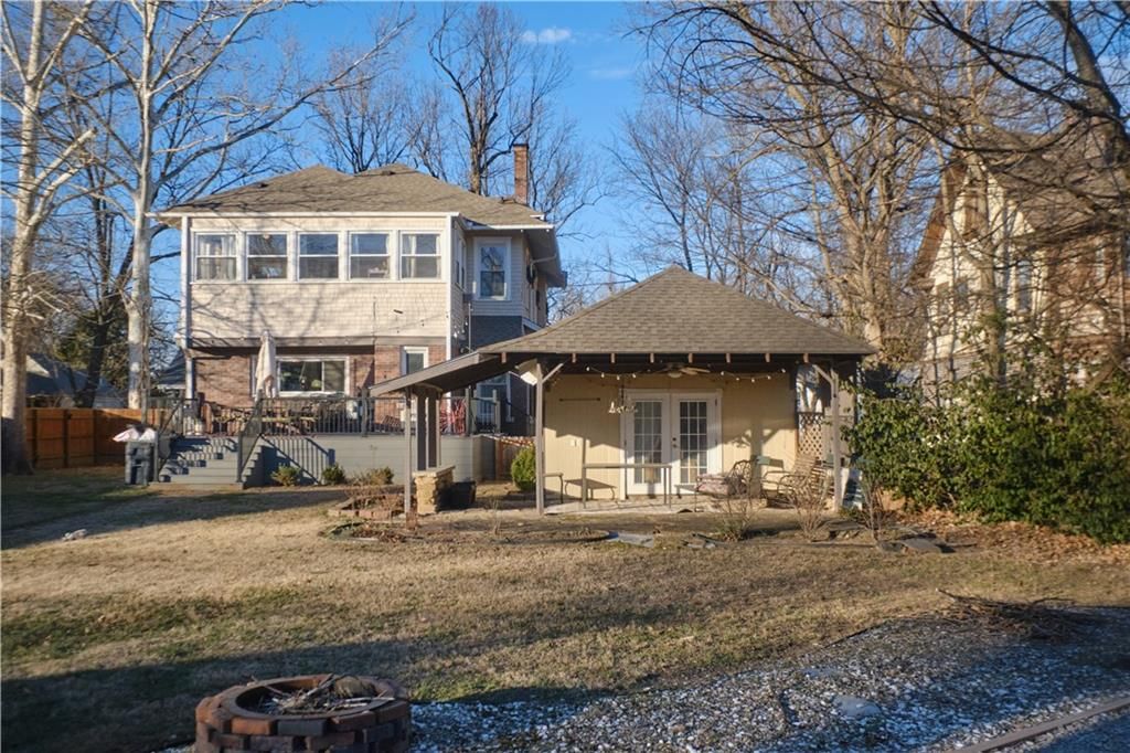 305 Jefferson Street — photo 60