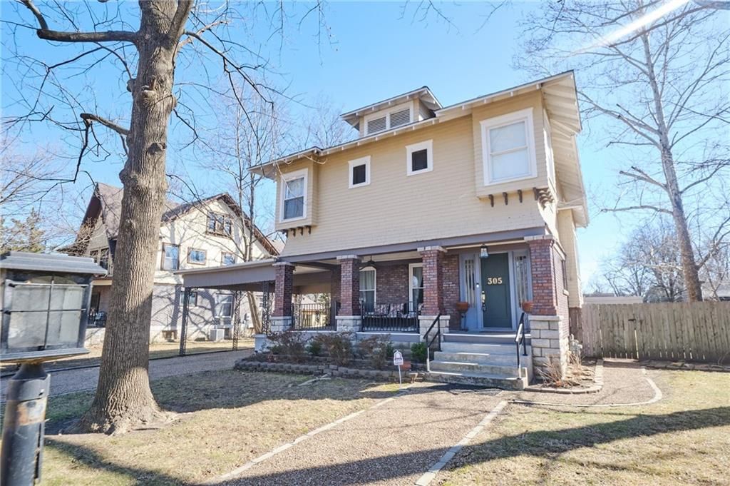 305 Jefferson Street — photo 66
