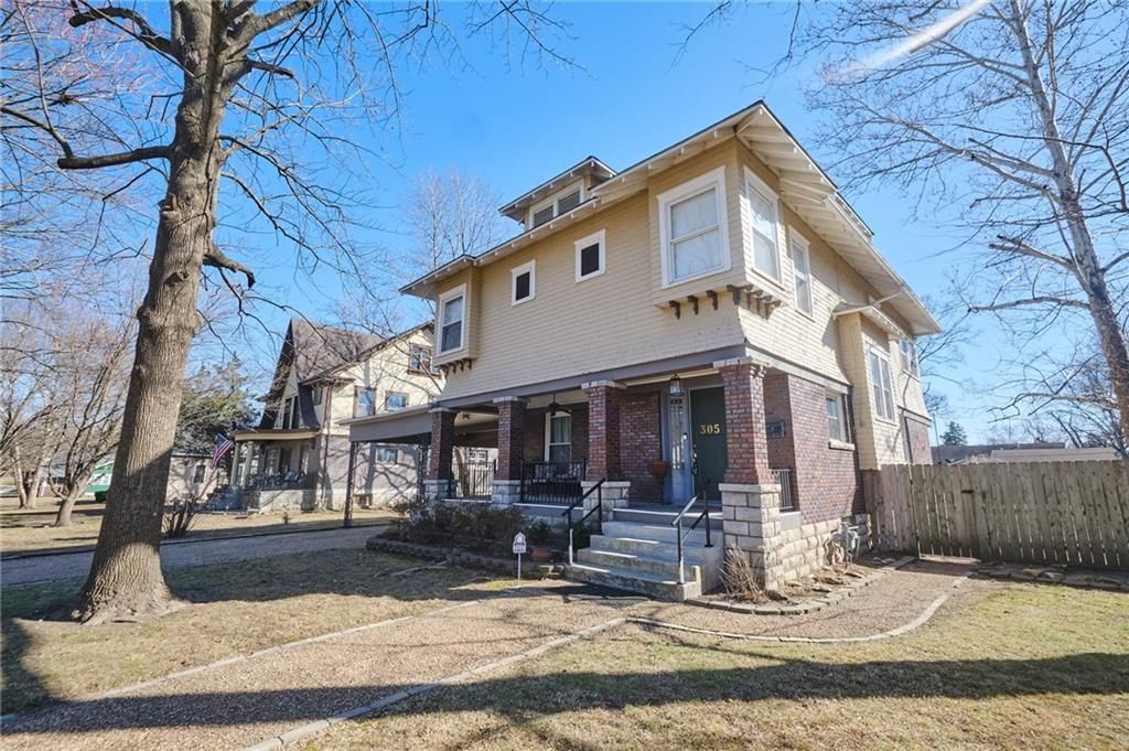 305 Jefferson Street — photo 67