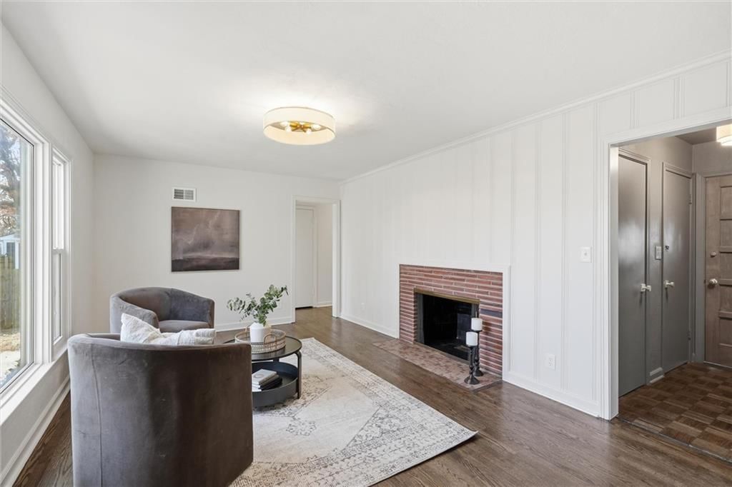 7619 Terrace Street — photo 3