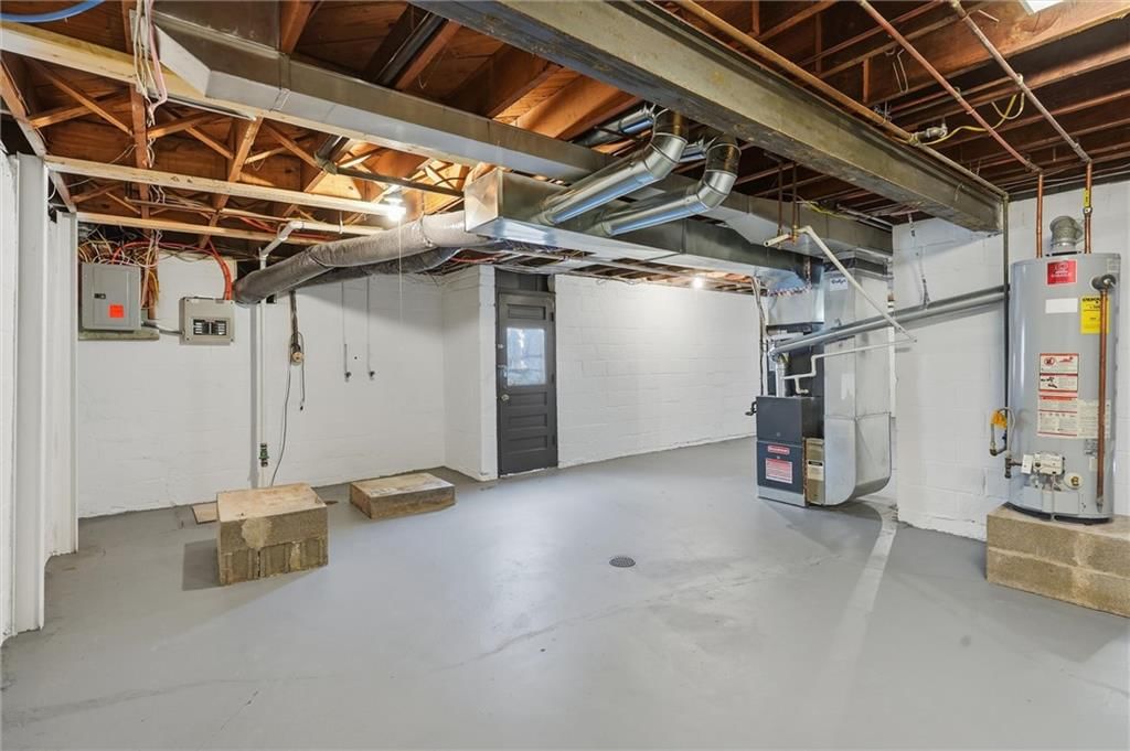 7619 Terrace Street — photo 28
