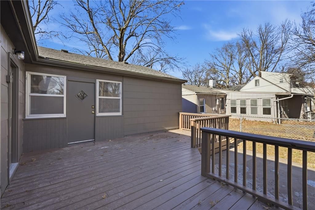 7619 Terrace Street — photo 29