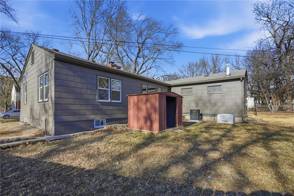 7619 Terrace Street — photo 30
