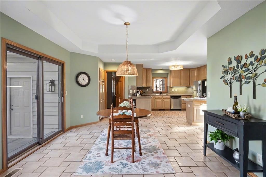 2101 Riviera Drive — photo 9