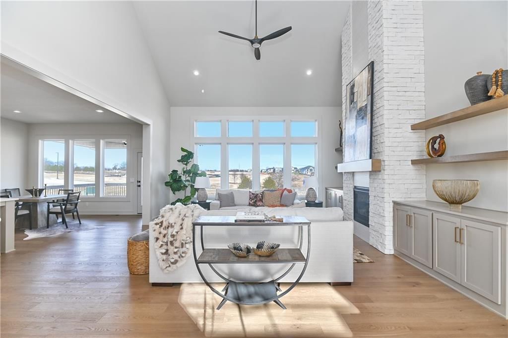6039 Apache Drive — photo 11