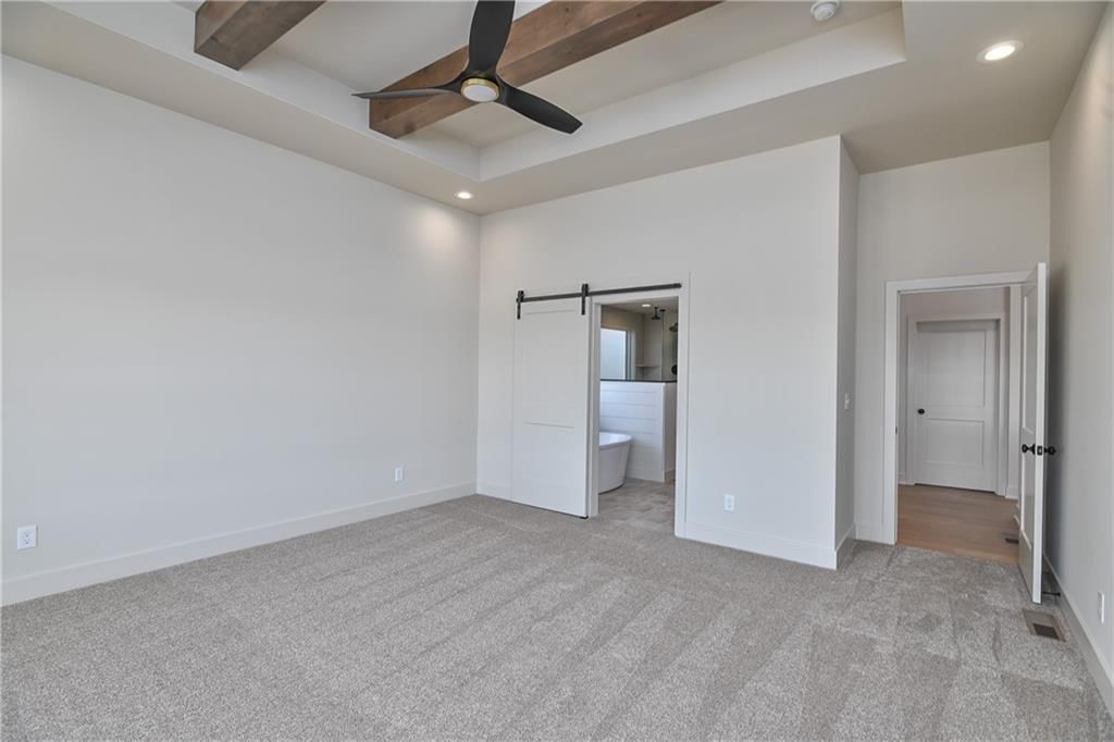 6039 Apache Drive — photo 27