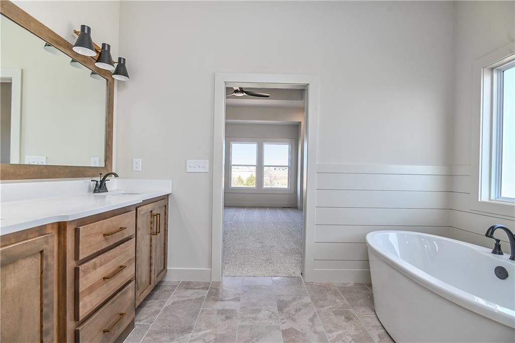 6039 Apache Drive — photo 30
