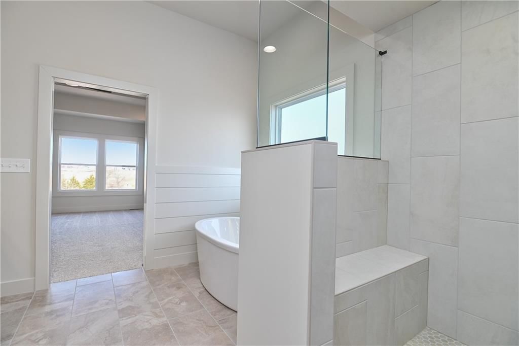 6039 Apache Drive — photo 31