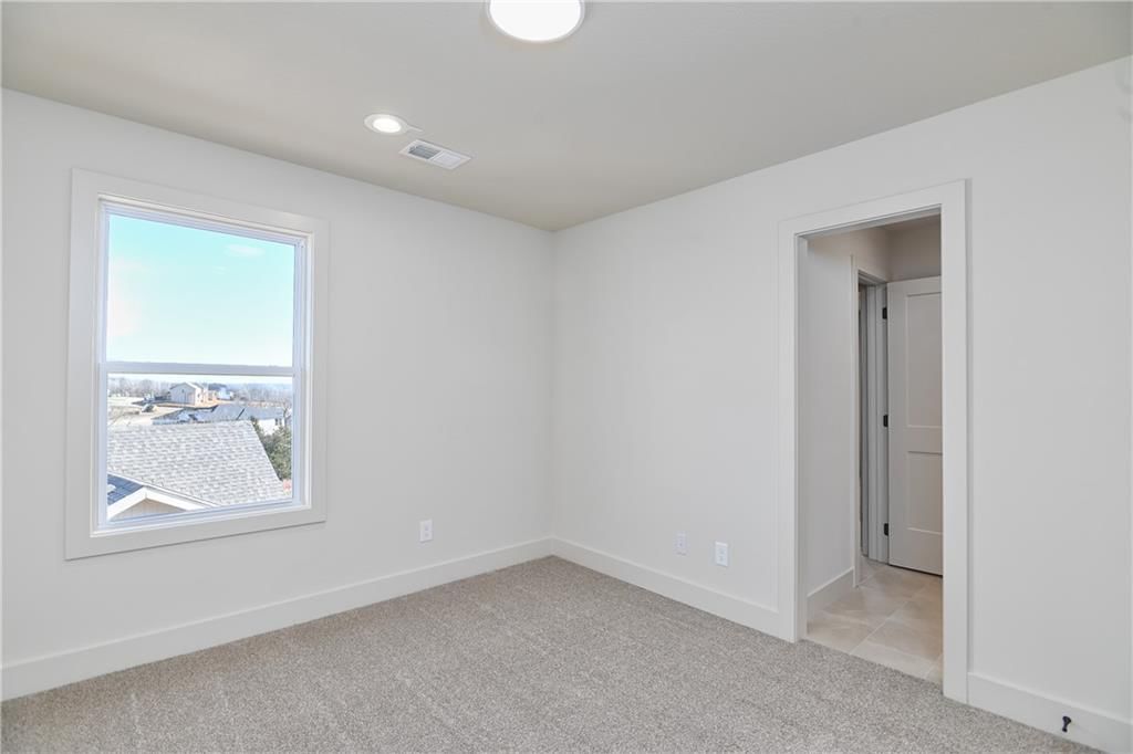 6039 Apache Drive — photo 41