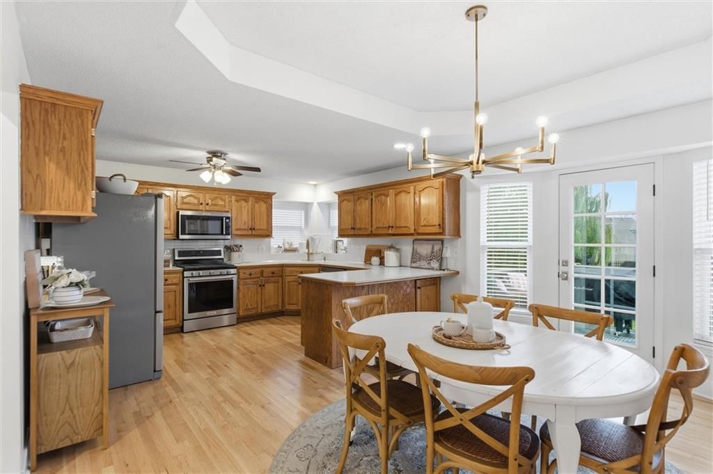 328 SW Chatham Court — photo 8