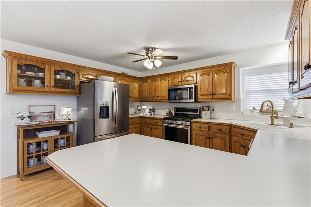 328 SW Chatham Court — photo 11