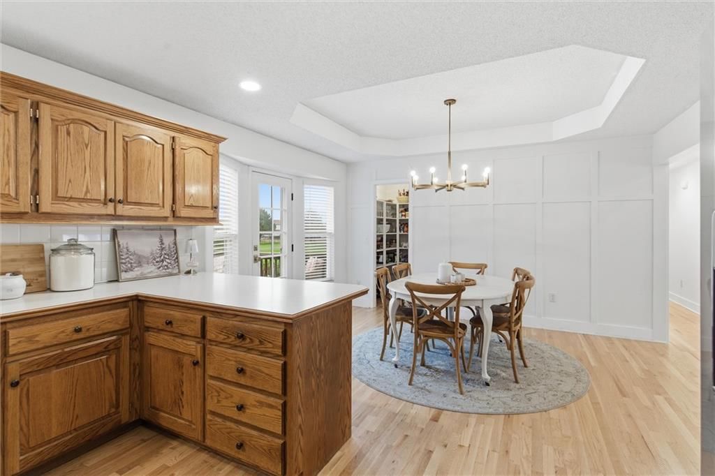 328 SW Chatham Court — photo 14
