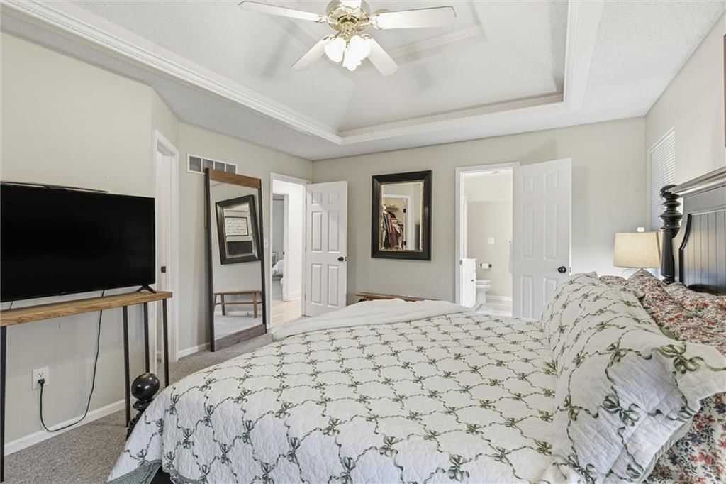 328 SW Chatham Court — photo 18