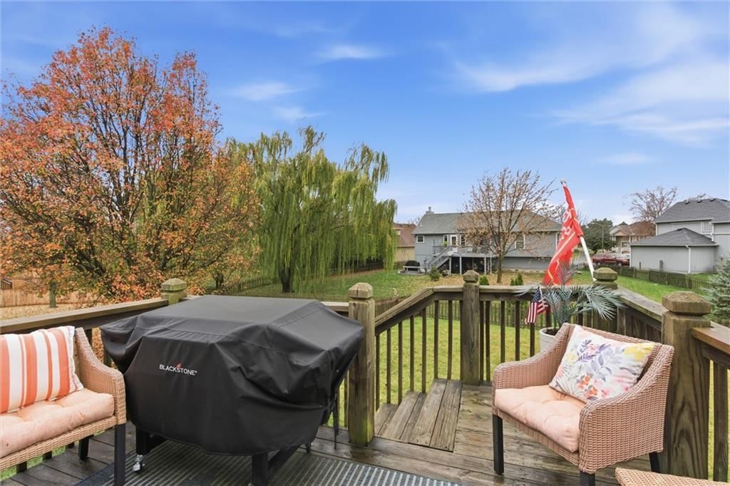 328 SW Chatham Court — photo 35