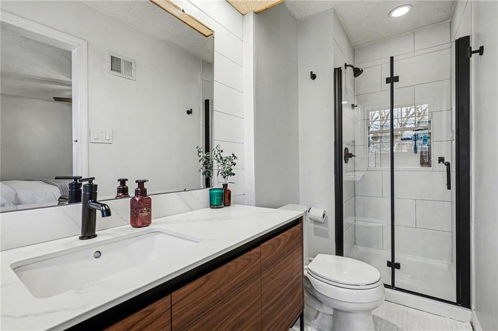 10401 Monroe Avenue — photo 15