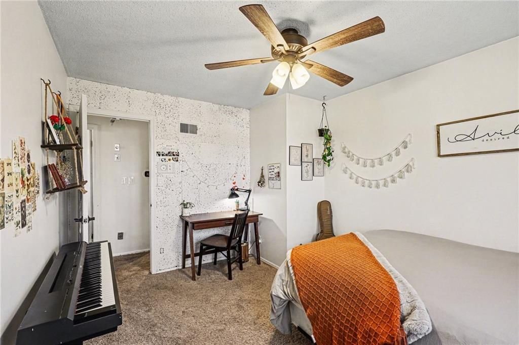 10401 Monroe Avenue — photo 25