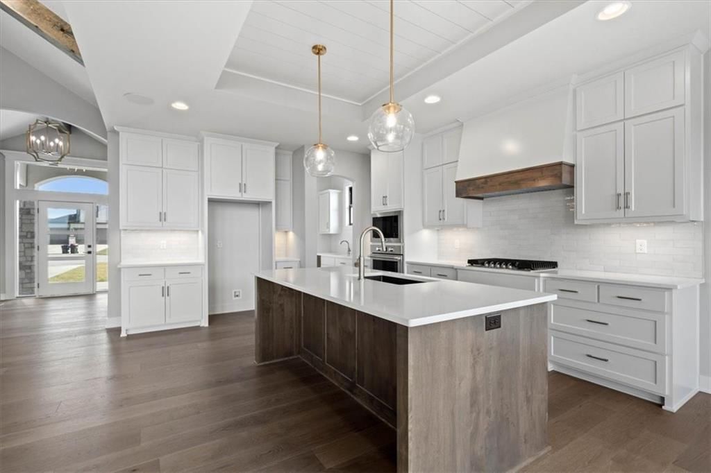 2319 SW Serena Place — photo 8