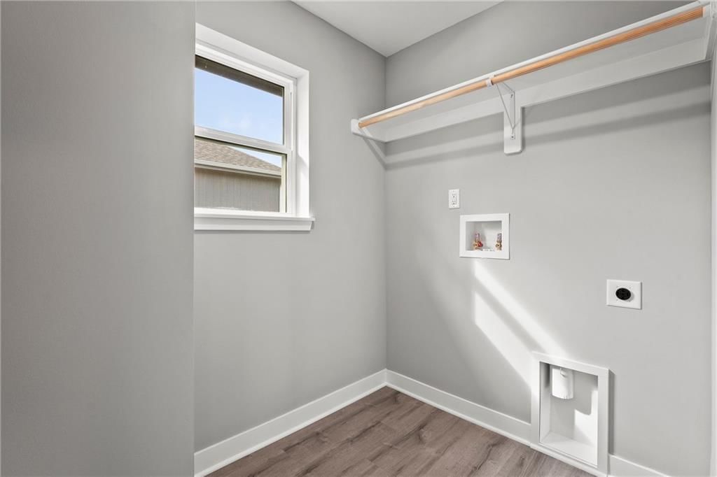 11218 N Oak Trafficway — photo 13