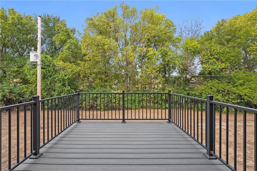 11218 N Oak Trafficway — photo 23